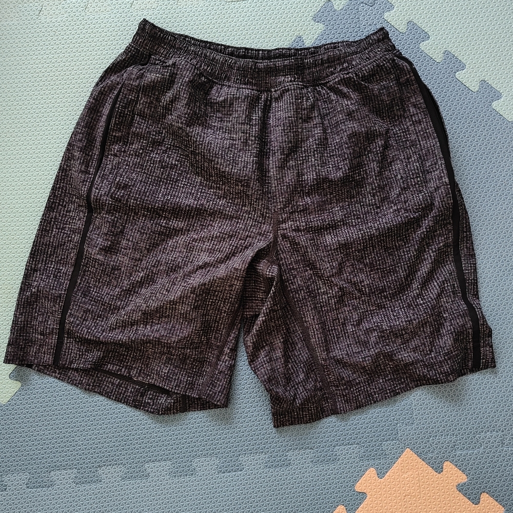 Lululemon men's shorts medium